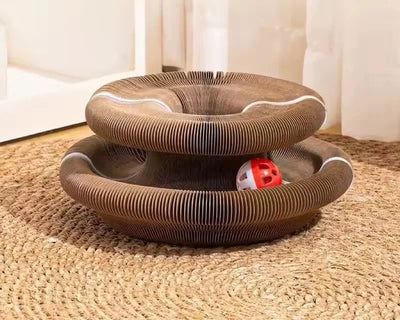 Multifunktionales Kratzbrett Nest im Orgel Design