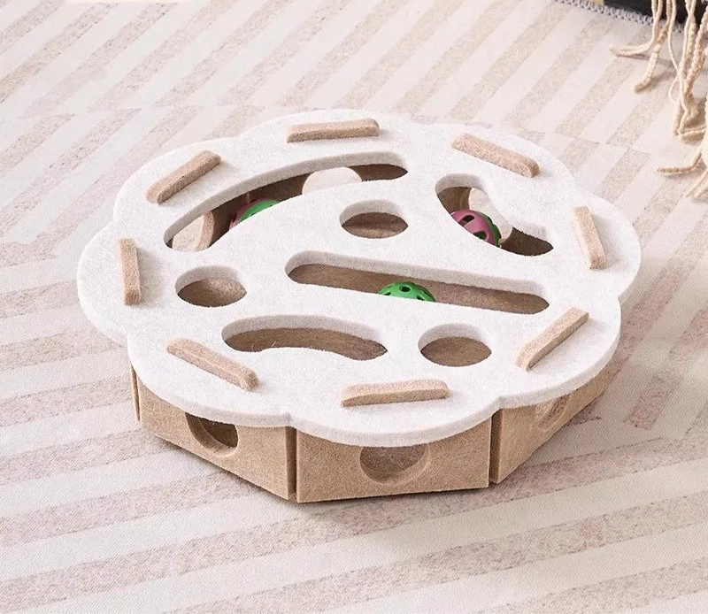 Interaktives Katzen Labyrinth mit Spielball