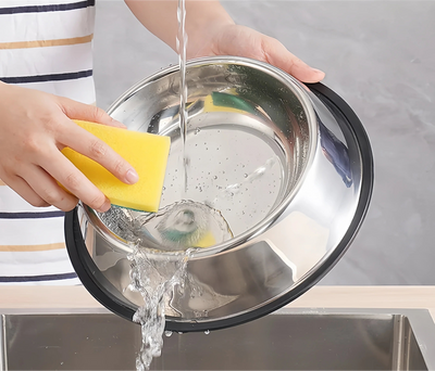 Klassischer Edelstahl Napf für Hunde und Katzen