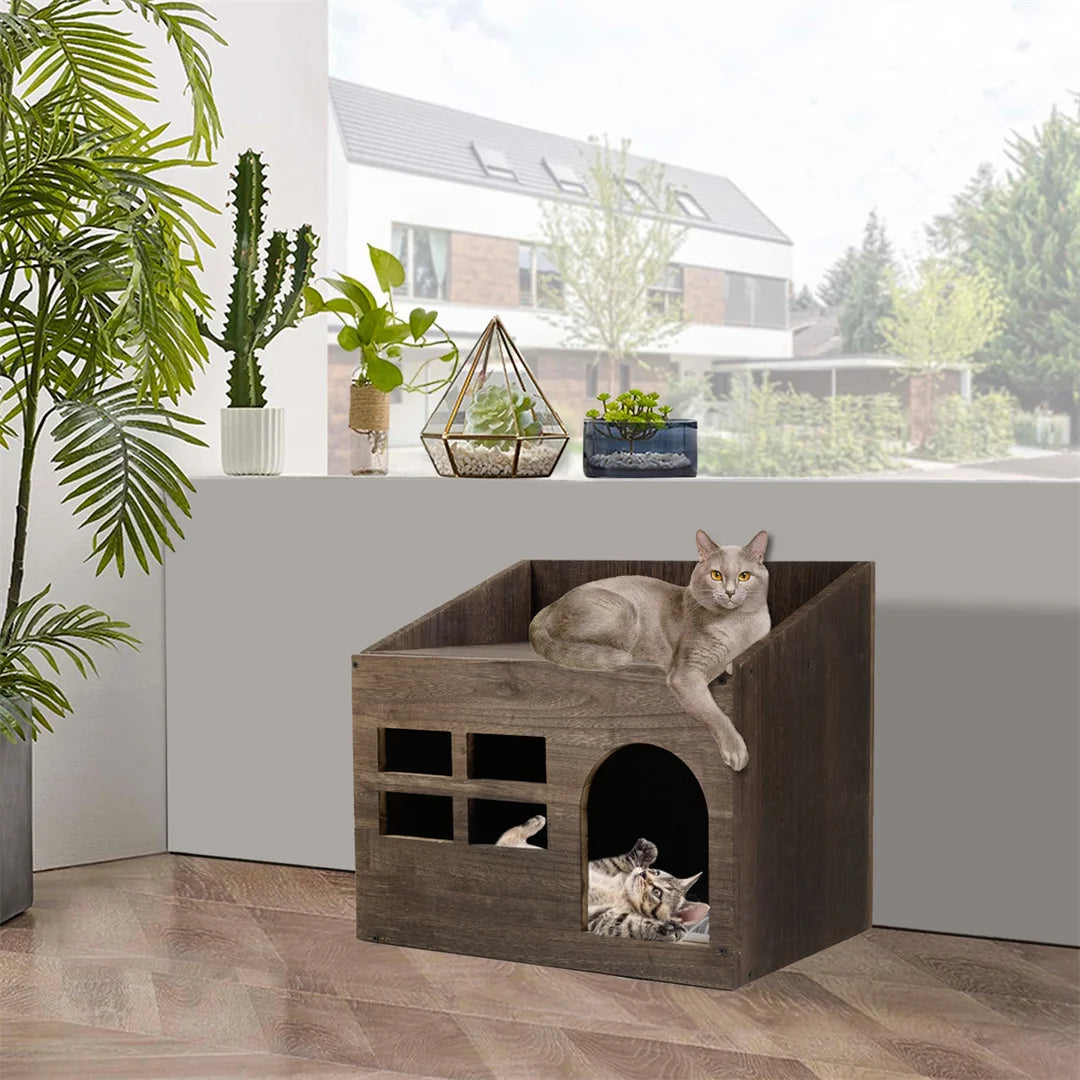 Katzenhaus aus Holz mit Ablage