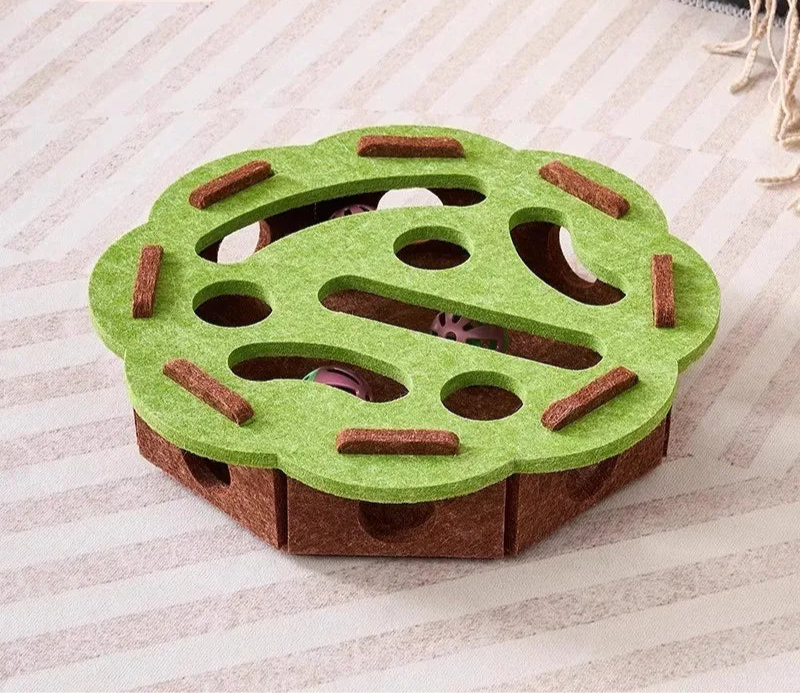Interaktives Katzen Labyrinth mit Spielball